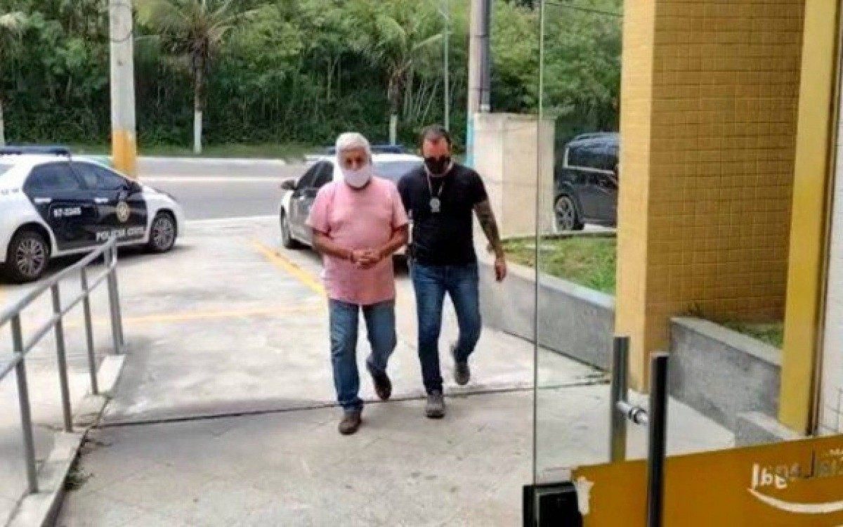 Homem de 67 anos prometeu emprego e moradia à vítima, que tinha 12 anos à época - Divulgação/Polícia Civil