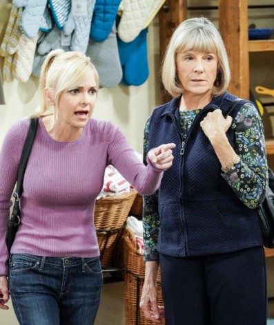 Mom - Globo/Divulgação