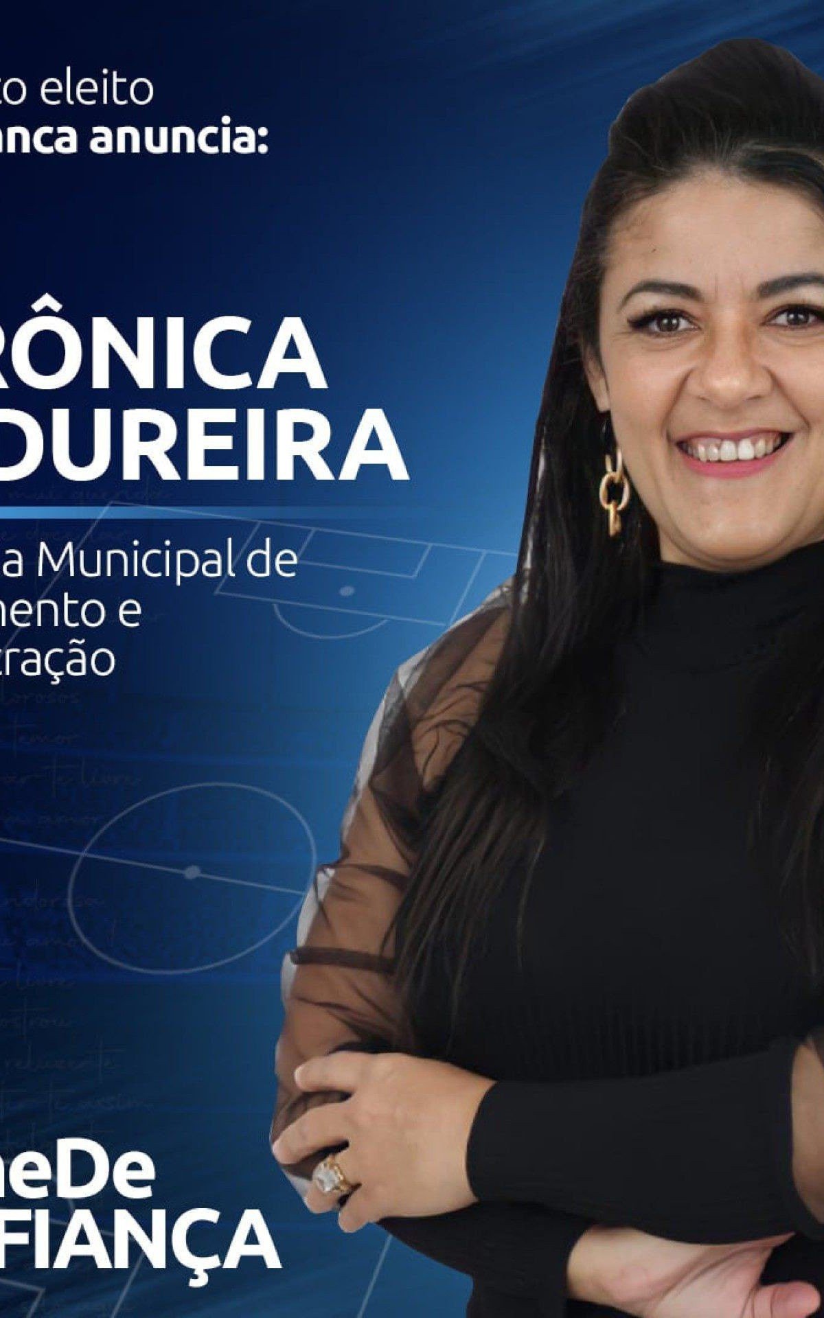 Ver&ocirc;nica Madureira &eacute; professora de forma&ccedil;&atilde;o, servidora p&uacute;blica concursada h&aacute; 30 anos, tendo atuado como Diretora da Divis&atilde;o de Licita&ccedil;&atilde;o e Compras, Pregoeira, Secret&aacute;ria Municipal de Controle Interno e Secret&aacute;ria Municipal de Planejamento e Administra&ccedil;&atilde;o. 