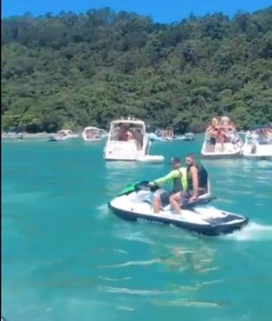 Neymar em Balneário  - reprodução de vídeo