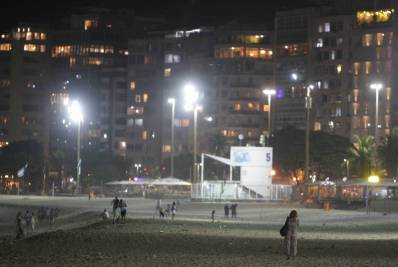 Para setor de serviços, cancelamento do Réveillon é 'ducha de água fria'