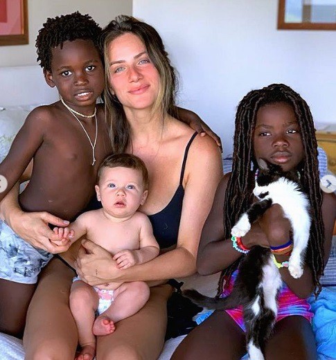 Giovanna Ewbank e os filhos - reprodução do instagram