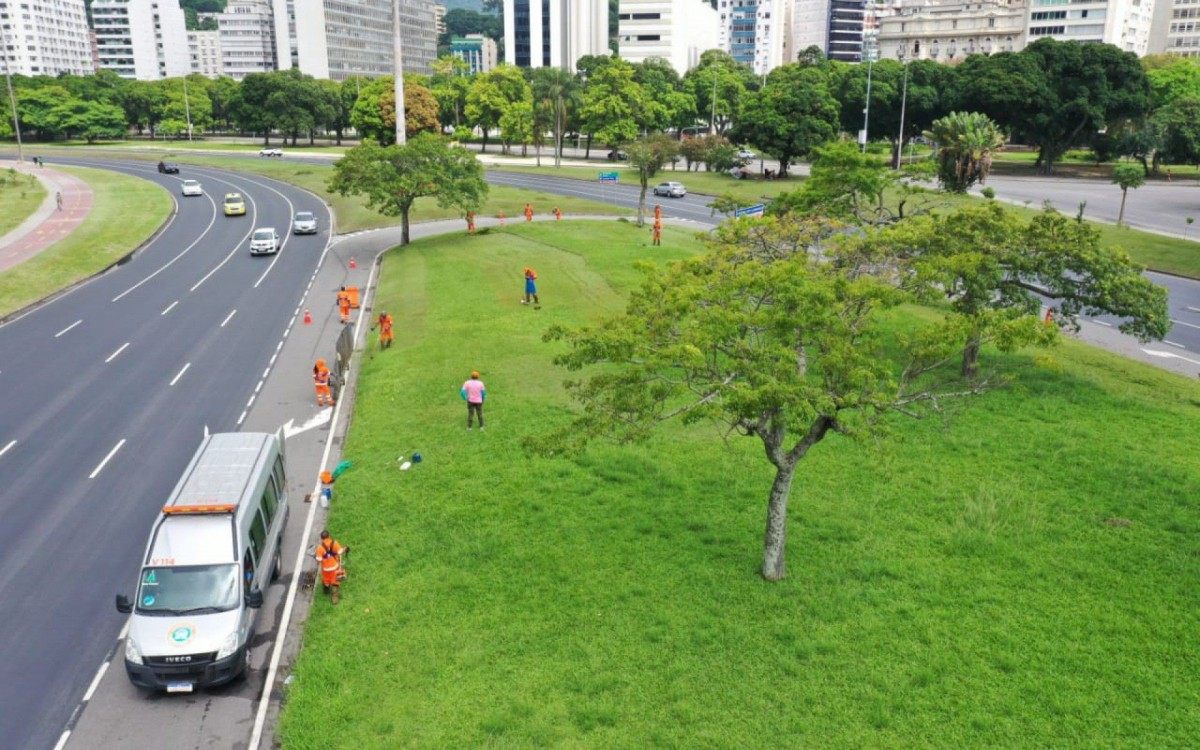Comlurb inicia operação integrada de serviços em sete pontos da cidade