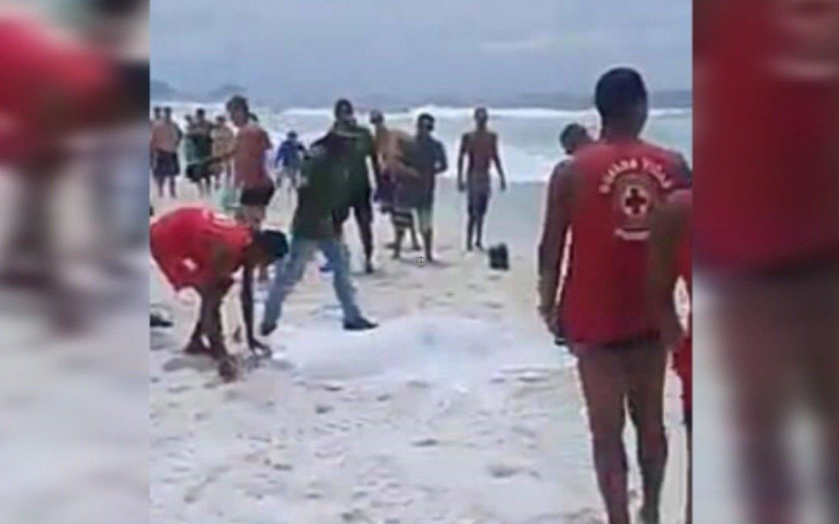Corpo foi encontrado na praia de Figueira  - Foto: Reprodução / Redes Sociais