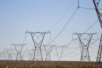 Com crise hídrica, governo federal reavalia o retorno do horário de verão