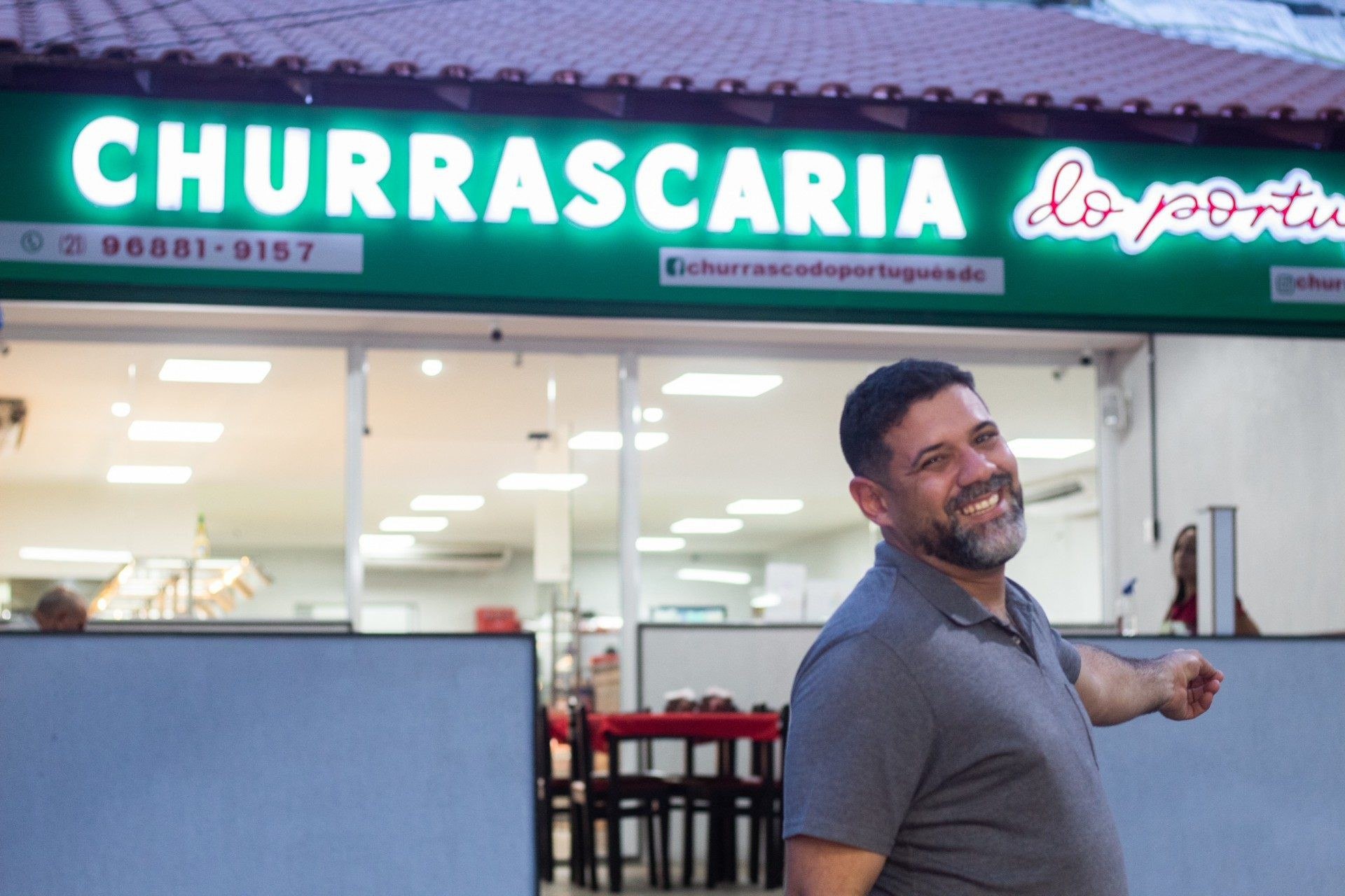Duque de Caxias ganha primeira churrascaria com fogo de ch&atilde;o