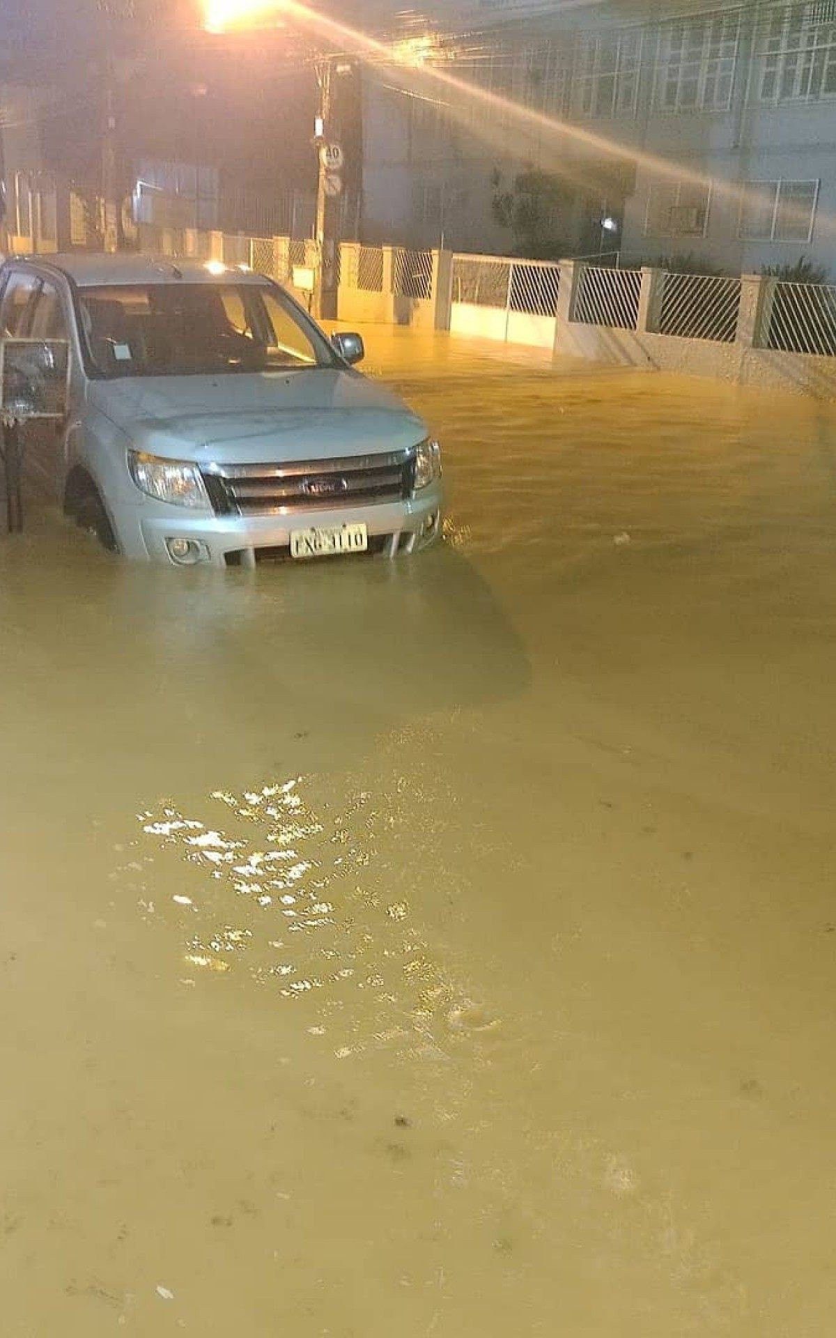 Alagamentos em Itaperuna, neta madrugada, 04.