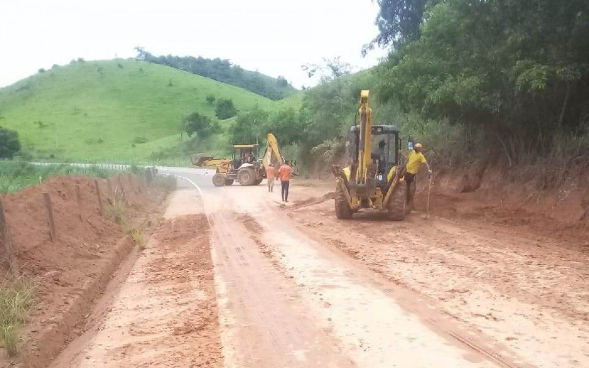 Secretaria Municipal de Defesa Civil também continua monitorando o nível do rio Carangola e informando sobre possíveis chuvas e cheias. - Foto: divulgação/PMI
