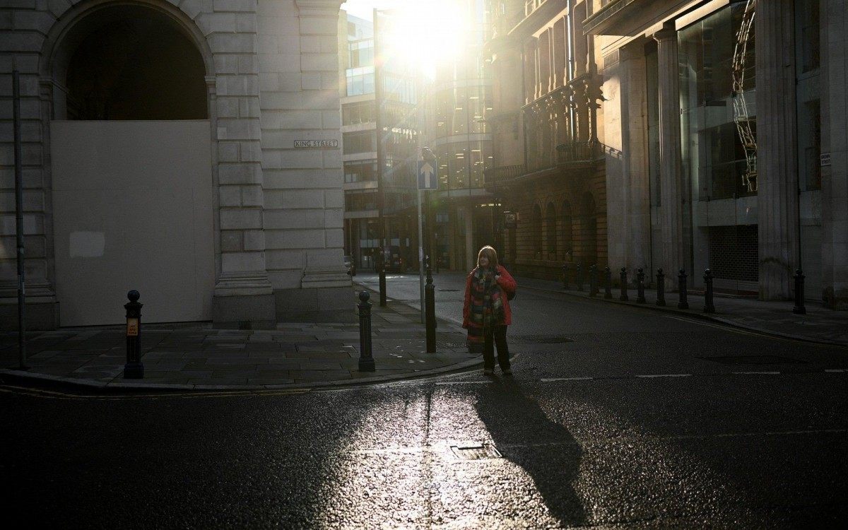 Reino Unido tenta conter o avanço da nova cepa de covid-19 - AFP