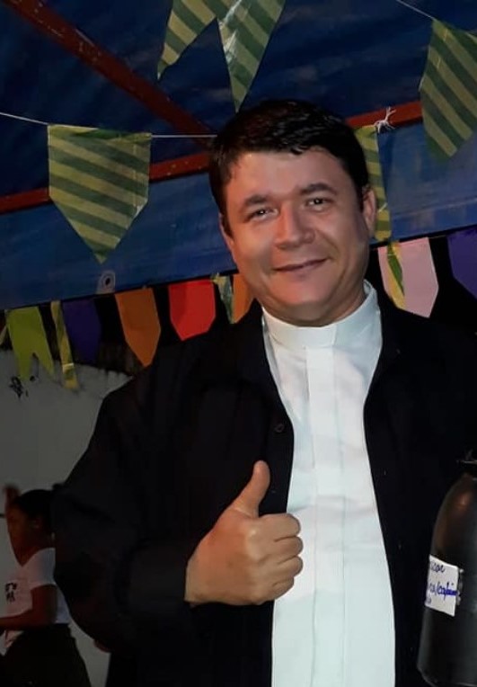 Padre Neuton Dias Neto, pároco da Paróquia São Mateus - Reprodução