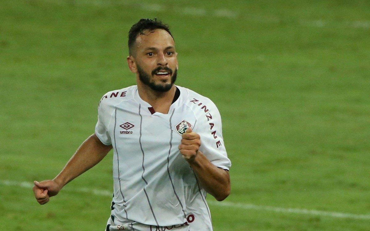 Flamengo e Fluminense se enfrentam no Maracanã pela 28ª rodada do Campeonato Brasileiro.