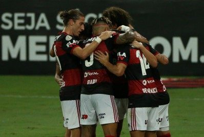 Polícia Federal diz que empresário de astro do Flamengo está irregular no Brasil