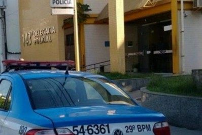 PMs do 29º BPM de Itaperuna apreendem pés de maconha em uma residência