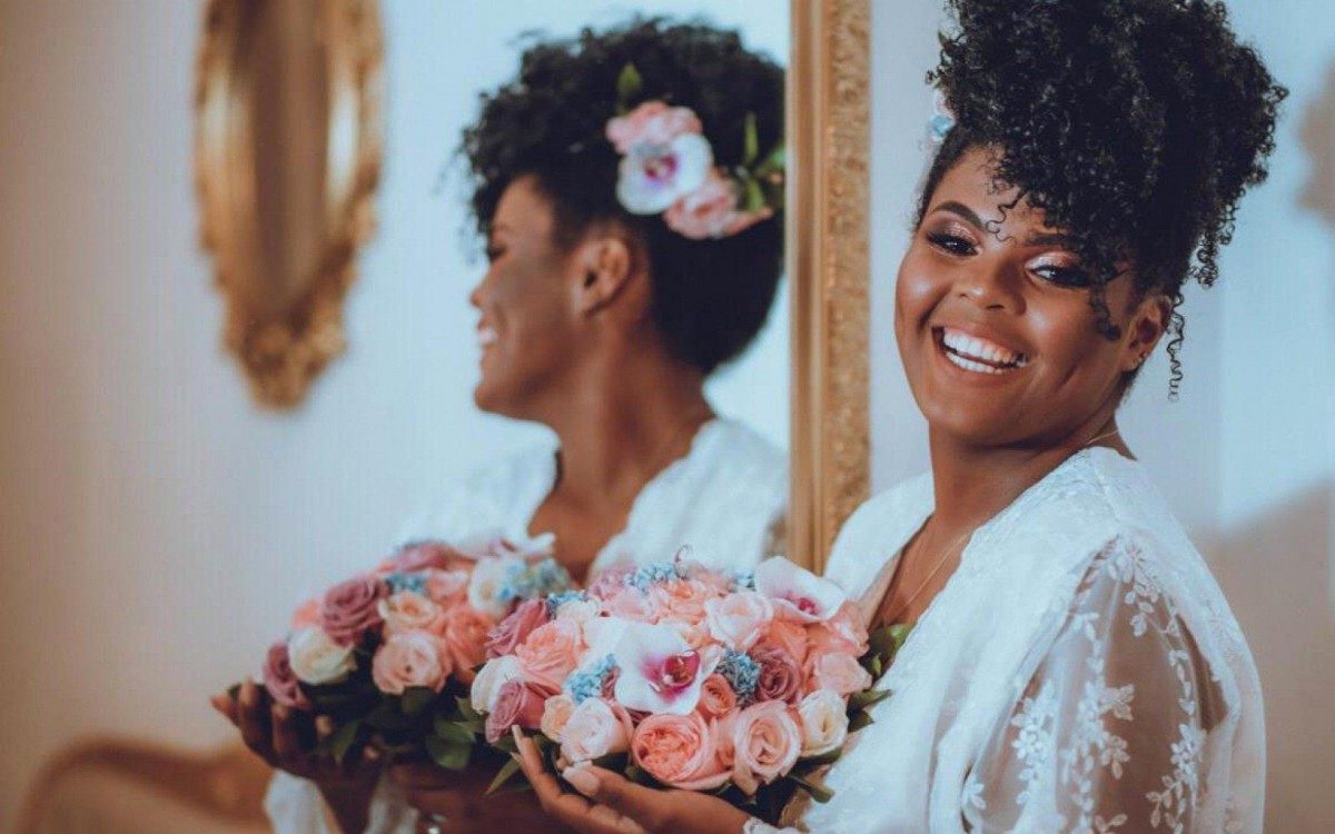 A maquiadora e empresária Bruna Guimarães produziu mais de 400 noivas ao longo de sua carreira.