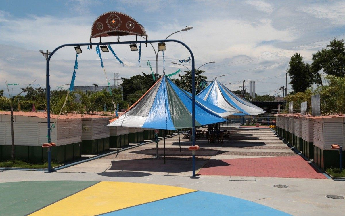 Local fica na Rua José Augusto Pereira dos Santos, próximo ao Colégio Municipal Ernani Faria, no bairro de Neves, e abre às 18h - Divulgação