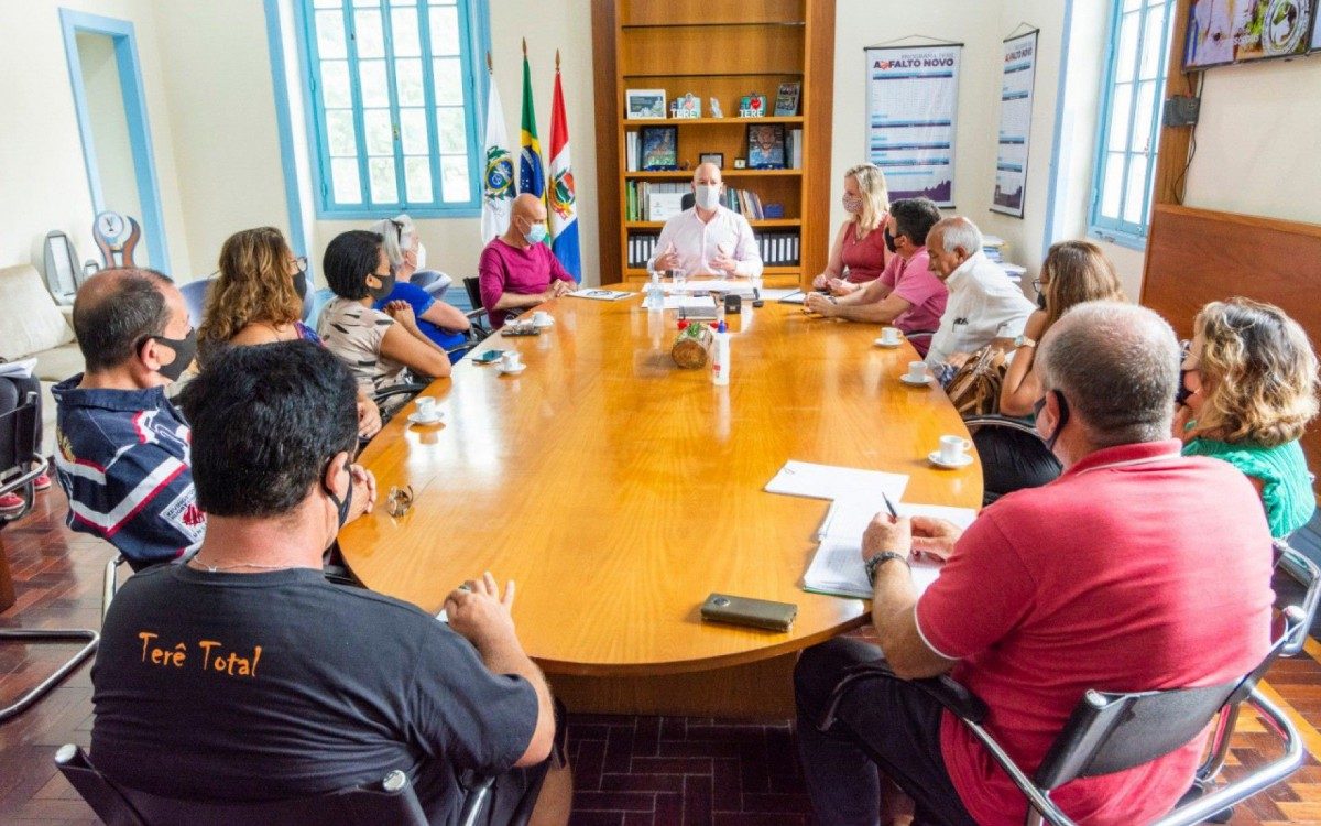 Reunião tratou sobre a vinda do governador Cláudio Castro em função dos 10 anos da tragédia da Região Serrana - Bruno Nepomuceno