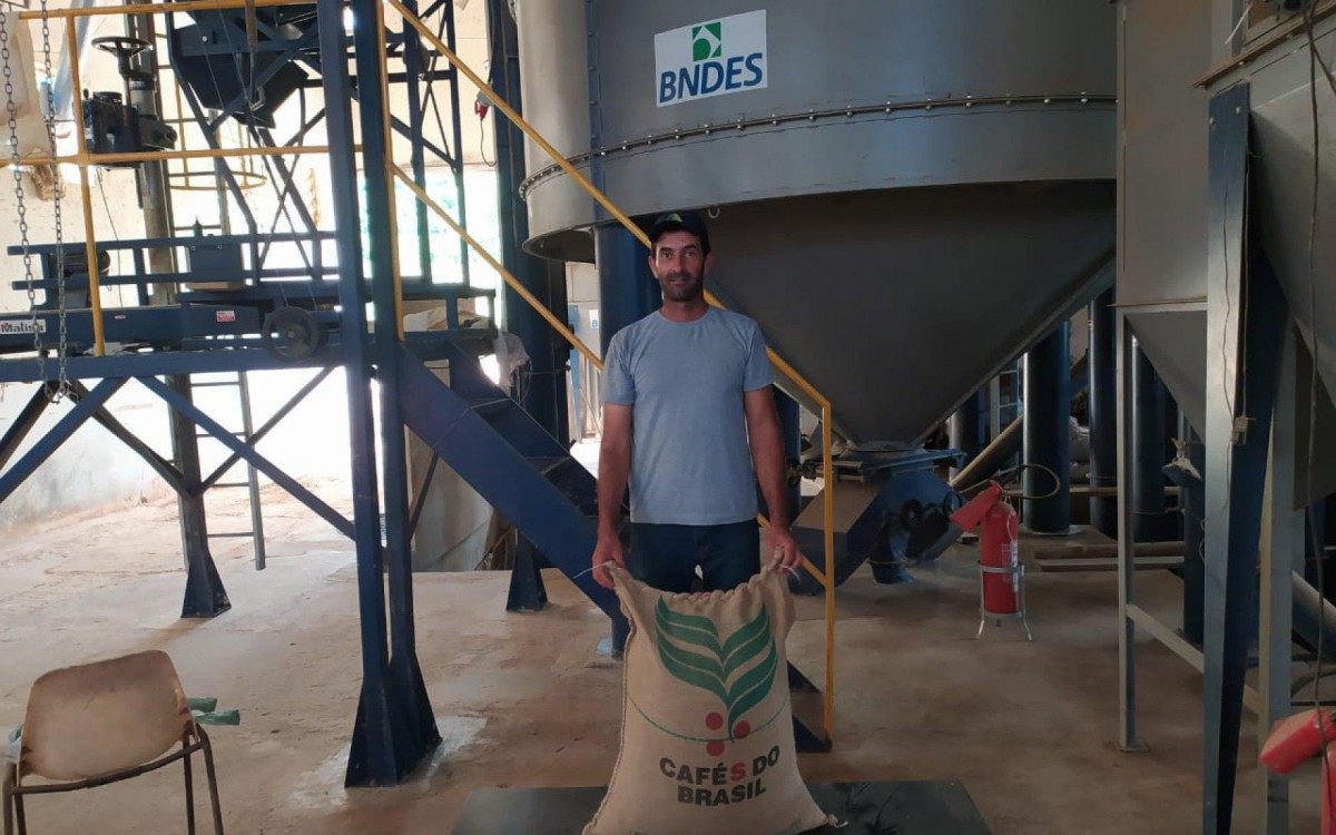 Produtor Marcio Vargas.