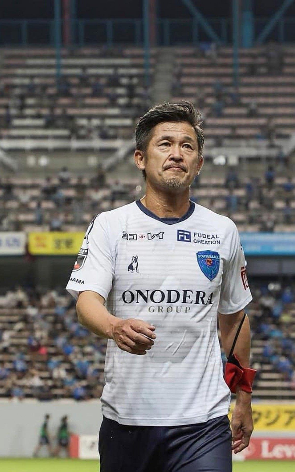 Kazu, ex-Santos e Palmeiras, é o jogador mais velho do mu