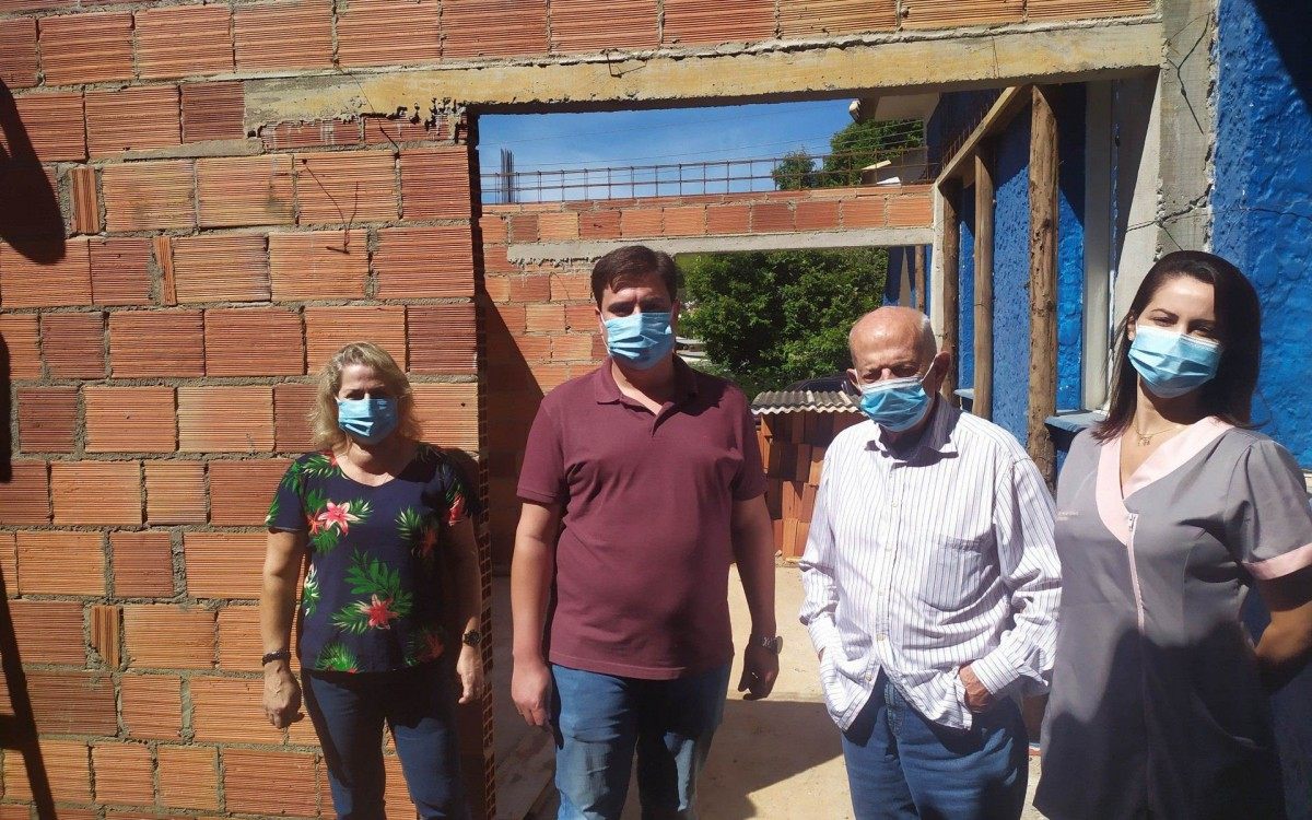 Prefeitura de Varre-Sai reforma Hospital Municipal São Sebastião.