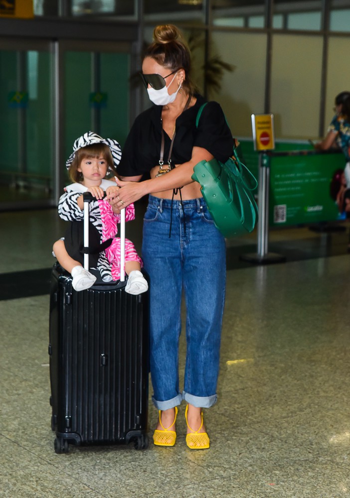 Sabrina Sato e  Zoe   -  