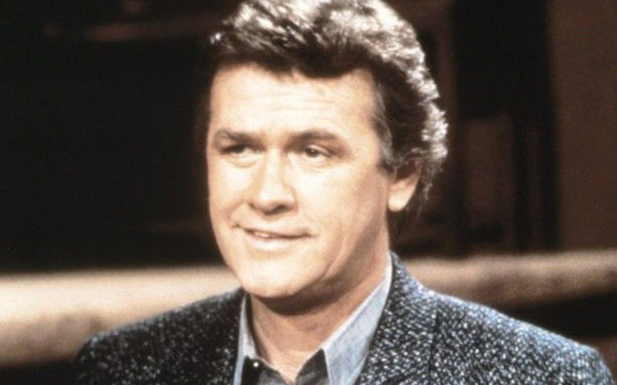 John Reilly em 'General Hospital' - Reprodução