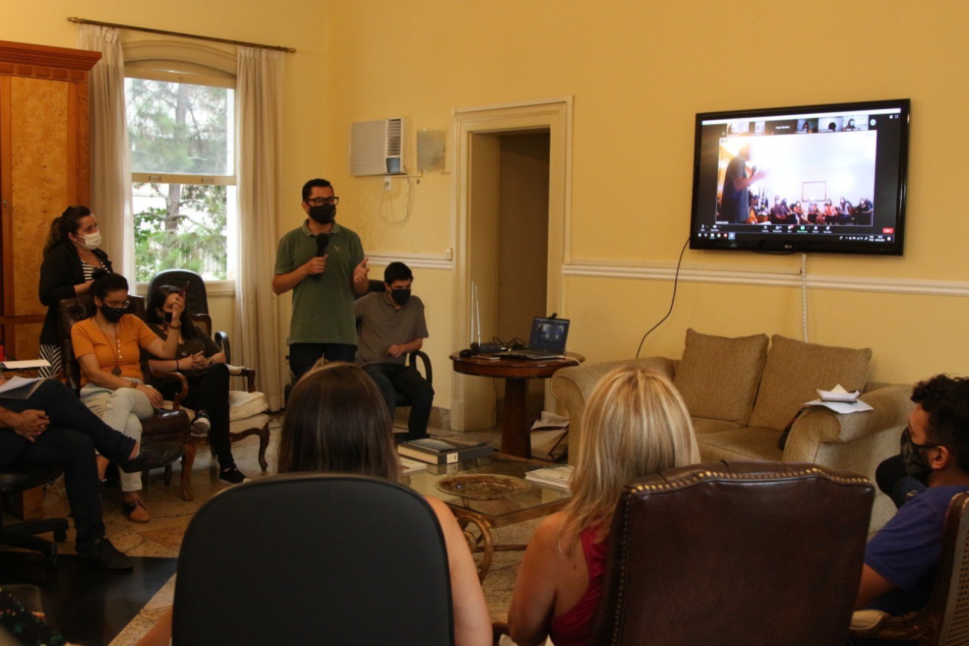 Volta &agrave;s aulas presenciais ser&aacute; determinada por estudo t&eacute;cnico da Prefeitura 