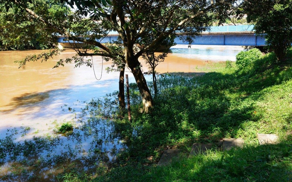 Rio Paraíba do Sul está com nível acima do normal