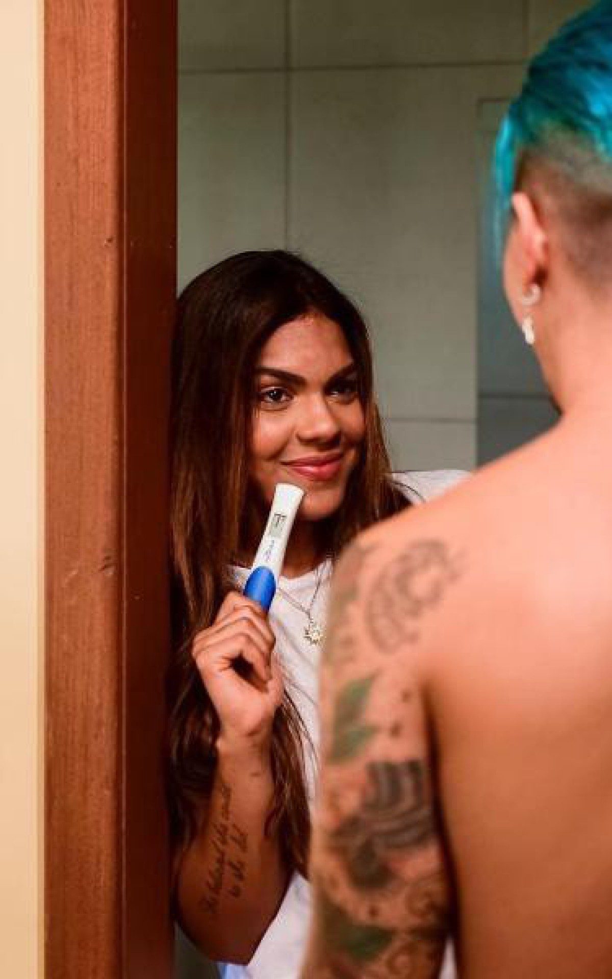 Tays Reis pode estar gr&aacute;vida de Biel - Reprodu&ccedil;&atilde;o Internet