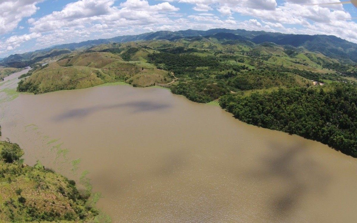 Rio Guandu em Paracambi: parte da imensa bacia hidrográfica que impacta a vida de milhões de pessoas