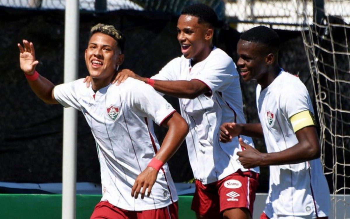 Fluminense goleou o Flamengo no Sub-17