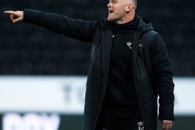 Ex-jogador admite que mudou chuteiras para machucar rivais em jogo