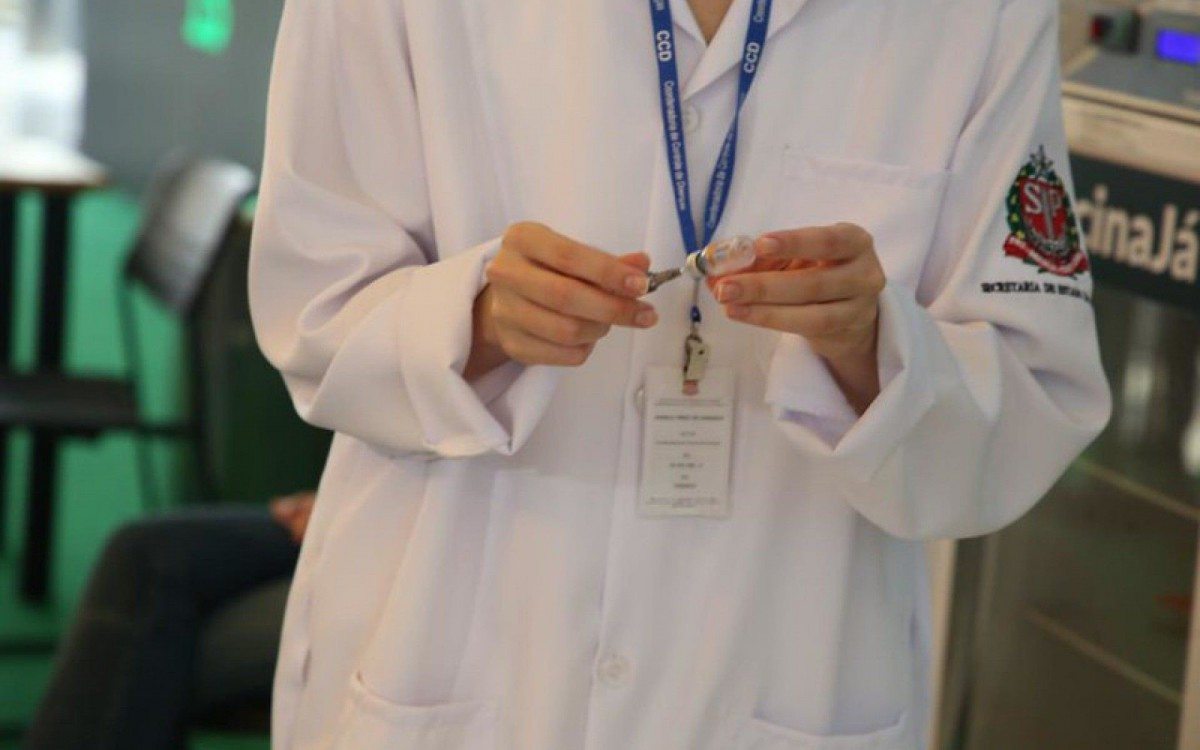 Governo de SP faz coletiva de imprensa após anúncio da aprovação do uso emergencial da Coronavac 