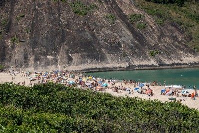 Militar desaparece no mar de Itacoatiara e Bombeiros fazem buscas