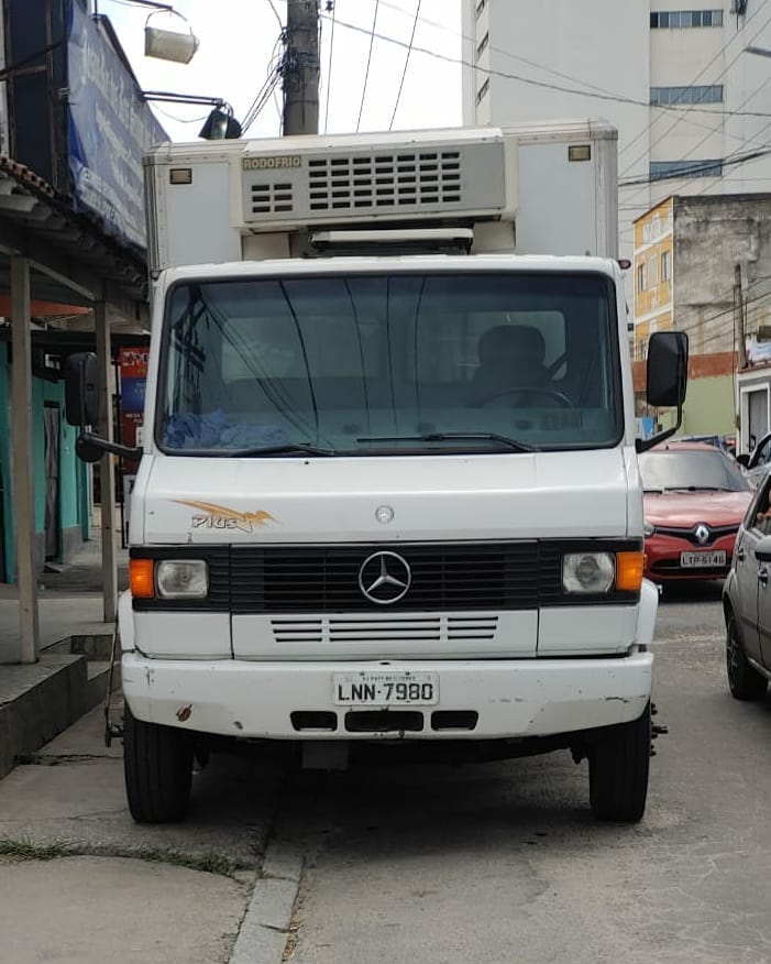 O veículo e telefones celulares dos acusados ficaram apreendidos - Divulgação/ PM