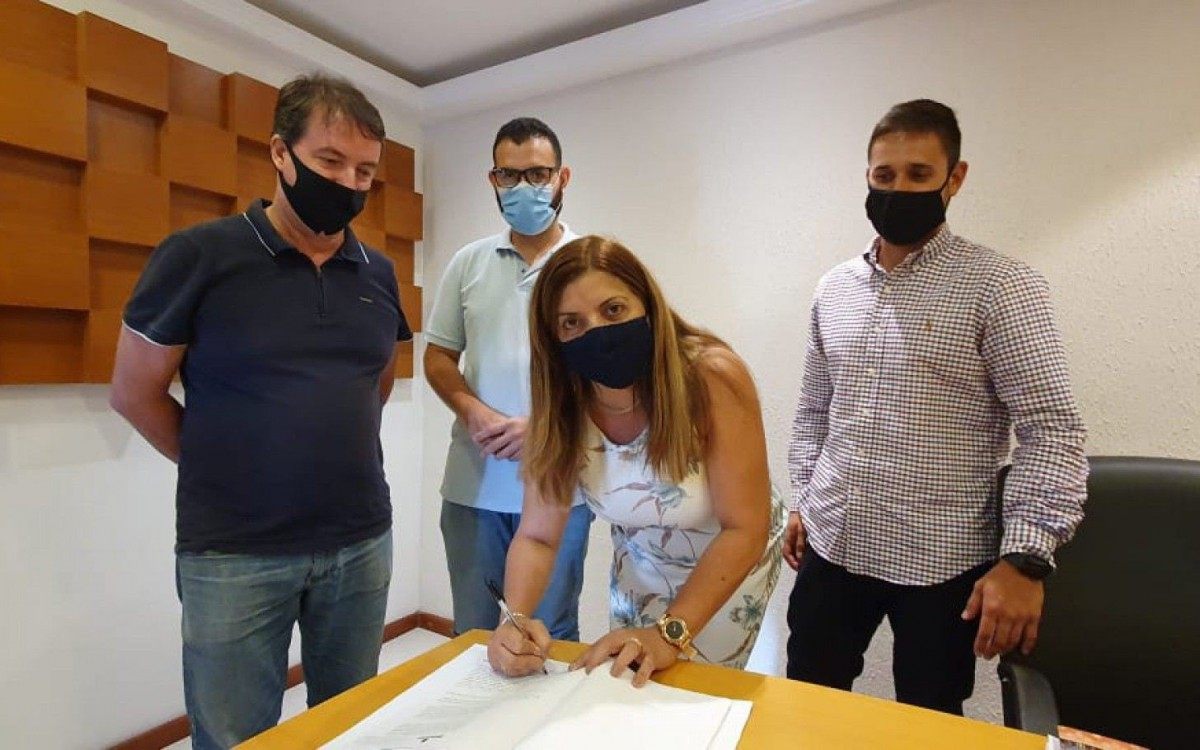 Alcineia Oliveira, da Fundec, André Leonardo, Jonas Santana e Guilherme dos Santos - Divulgação