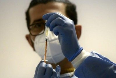 Covid-19: OMS descarta necessidade de terceira dose da vacina atualmente