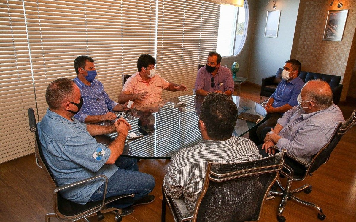 Participaram da reunião o prefeito de Macaé, Welberth Rezende, o diretor regional da Rede D’Or São Luiz, Dr. José Mauro Rezende junto com seus diretores locais Eduardo e Edson Zukeran, além do vereador Luciano Diniz. - Foto: Divulgação.