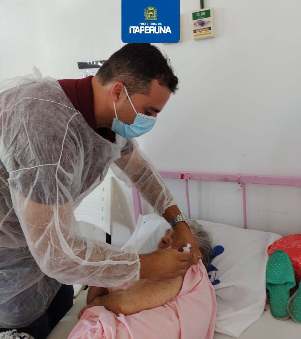 Indica&ccedil;&atilde;o &eacute; de que a segunda dose seja administrada de 2 a 4 semanas ap&oacute;s a primeira. - Foto: divulga&ccedil;&atilde;o/PMI