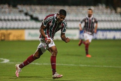 'Carrasco' do Flamengo na base, atacante do Fluminense pode iniciar primeiro Fla-Flu como titular no profissional