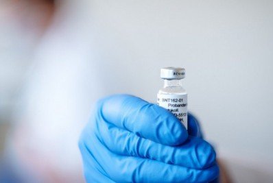 Caxias vacina contra Covid quem tem entre 20 e 22 anos nesta segunda