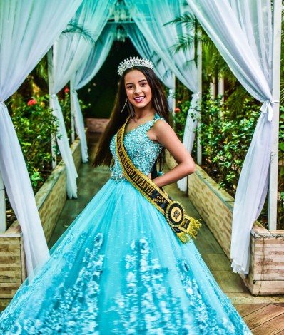 J&uacute;lia Affonso &eacute; Miss Rio de Janeiro - Divulga&ccedil;&atilde;o