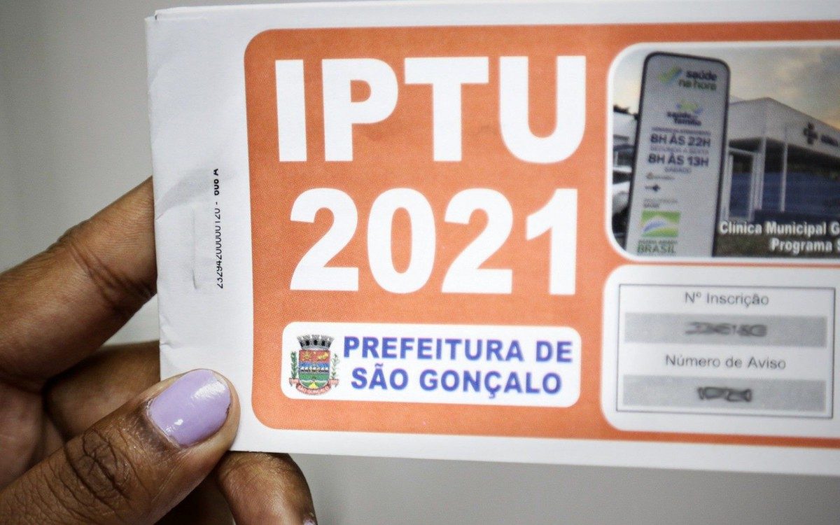 Os carnês do IPTU começaram a ser enviados em dezembro e estão disponíveis no site da Prefeitura, mas os contribuintes também podem retirá-lo pessoalmente na Secretaria de Fazenda - Divulgação