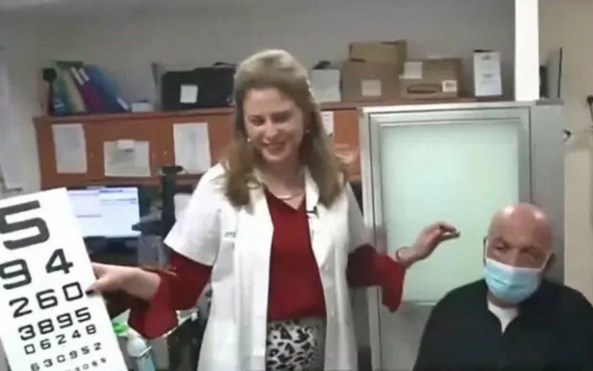 Um dia após o procedimento cirúrgico, Jamal Furani reconheceu os familiares e voltou a ler - Reprodução