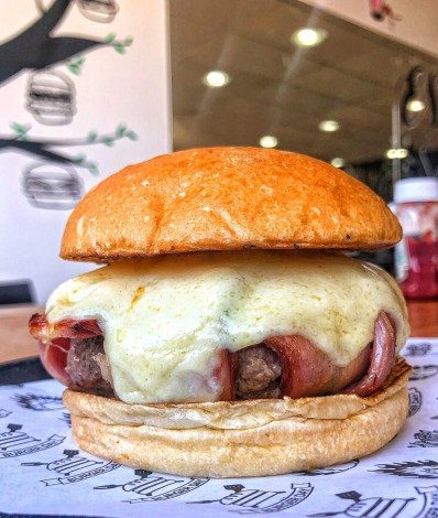 Burger Day Brasa faz sucesso em Duque de Caxias - Divulga&ccedil;&atilde;o