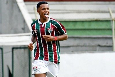 Fluminense encaminha venda de promessas e negocia&ccedil;&atilde;o pode superar R$ 200 milh&otilde;es