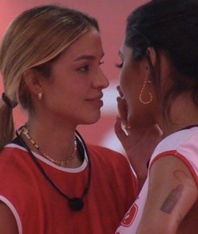 Kerline e Pocah - Reprodu&ccedil;&atilde;o / TV Globo