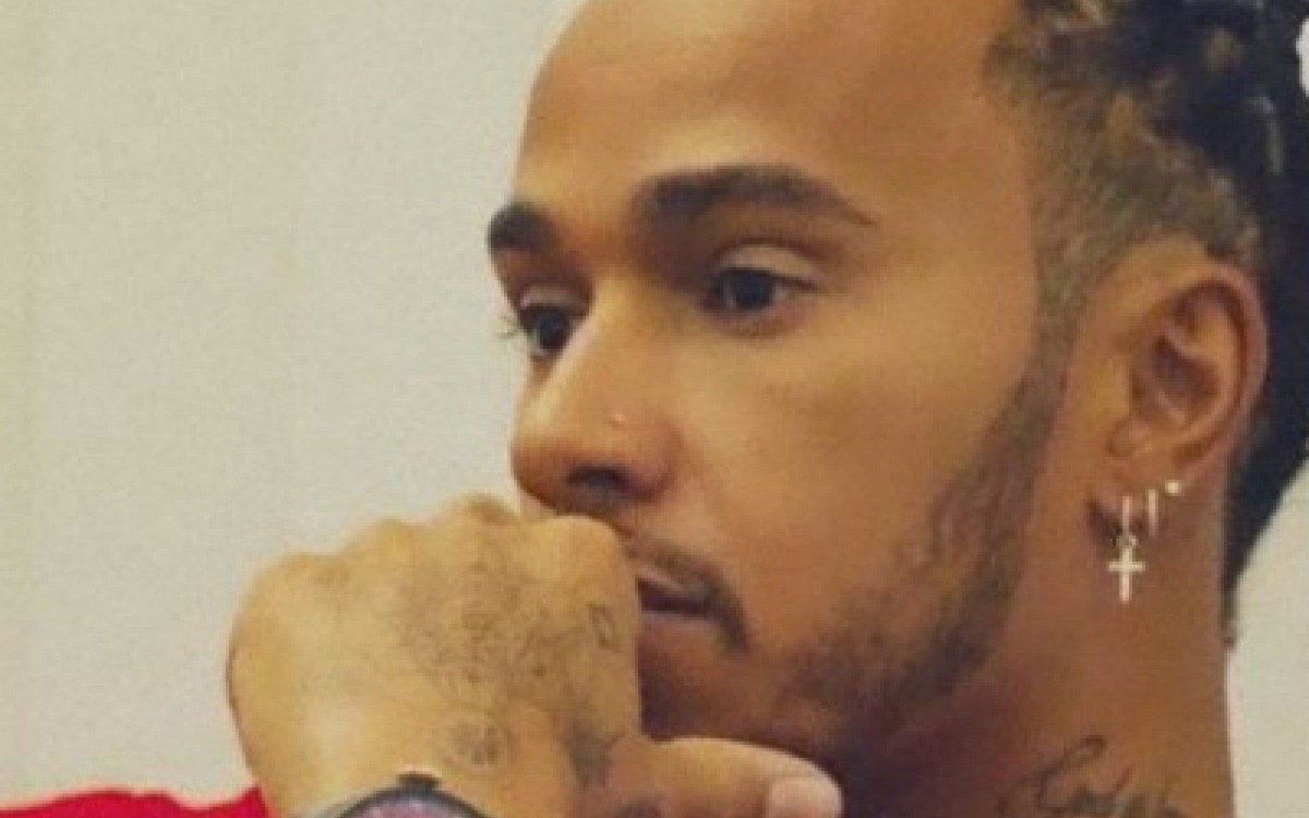 Lewis Hamilton tem atuado em v&aacute;rias causas sociais