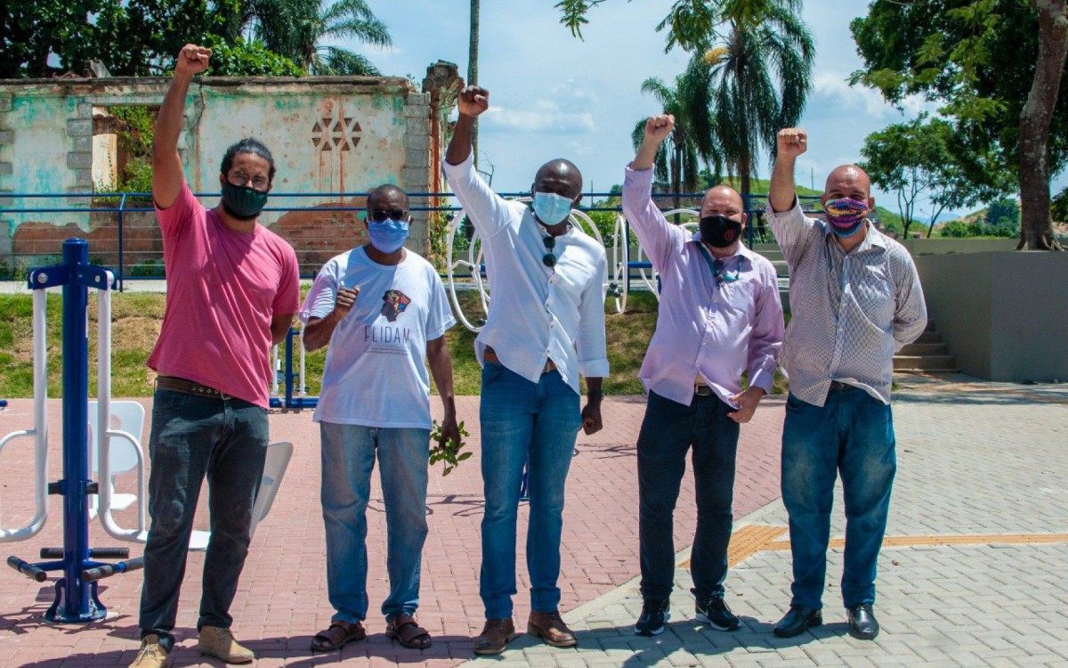 Prefeitura e Estado visitam as obras do Museu Marinheiro João Cândido - Divulgação/ PMSJM