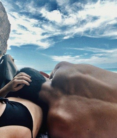 Fernanda Paes Leme e o namorado - reprodução do instagram