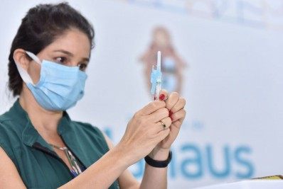 Justiça determina que AM use dinheiro de fundo de turismo para comprar vacinas